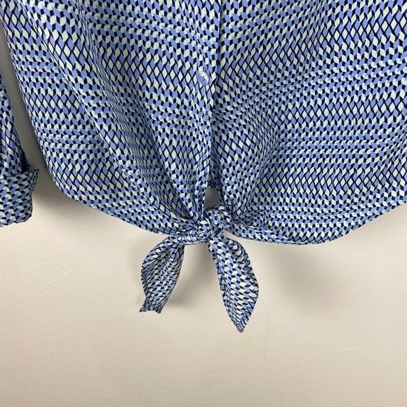 Talbots blouse women's button up the front - Picture 2 of 5